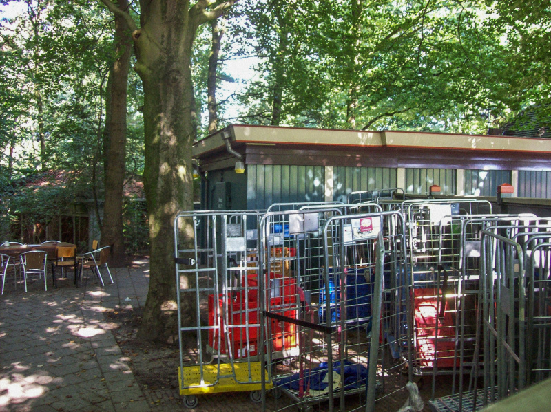 Bestand:Seylendfregat-achterdeschermen-toiletblok-sept08.jpg