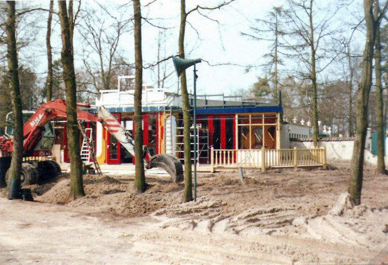 Bestand:Poffertje aanbouw.jpg
