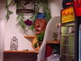 Interieur van Casa Caracol in 2002, o.a. met Maya-masker - Foto: collectie WWCW