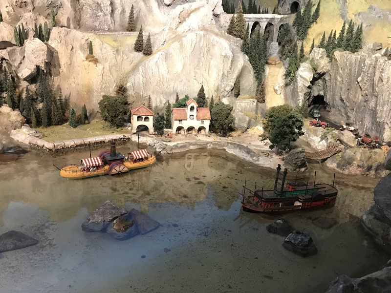 Bestand:Tweede raderboot diorama.jpg