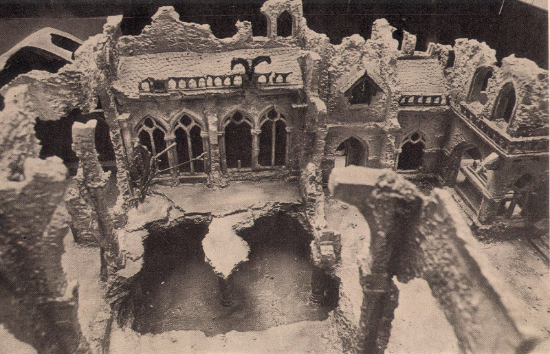 Bestand:Spookslotmaqinterieur.jpg