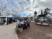 <a href="/lemma/Warme_Winter_Weide" title="Warme Winter Weide">Warme Winter Weide</a> <a href="/lemma/Winter_Efteling_2024-2025" title="Winter Efteling 2024-2025">Winter Efteling 2024-2025</a>