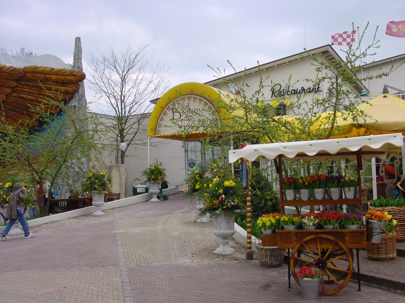 Bestand:Lente efteling cafres 2004.JPG