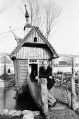 <a href="/lemma/Reinoud_van_Assendelft_de_Coningh" title="Reinoud van Assendelft de Coningh">Reinoud van Assendelft de Coningh</a> voor <a href="/lemma/Lijn%27s_Zweefhuys" title="Lijn&#039;s Zweefhuys">Lijn&#039;s Zweefhuys</a> op 31 januari <span class="redlink">1991</span>.