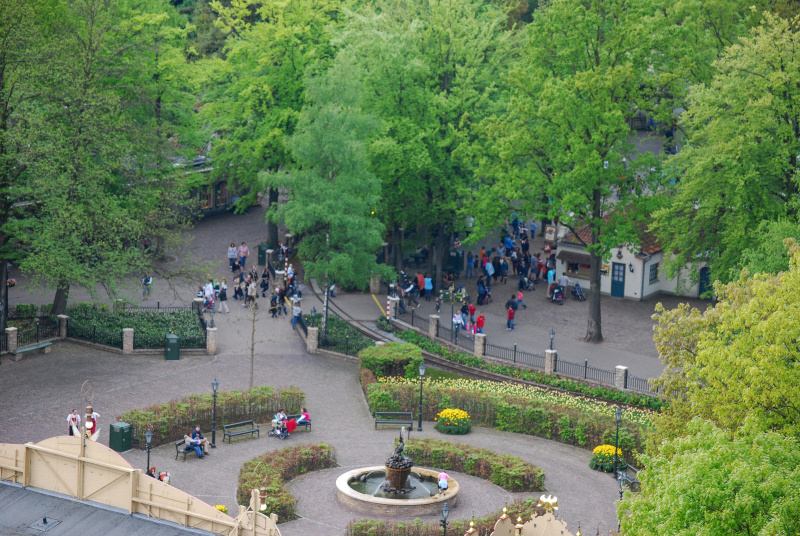Bestand:Wittepaardplein-spoorwegovergang-april09.jpg