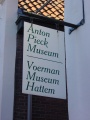 Uithangbord Anton Pieckmuseum - Foto: Friso Geerlings 2002