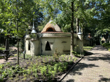Zijaanzicht <a href="/lemma/Lurk_en_Limoenhuys" title="Lurk en Limoenhuys">Lurk en Limoenhuys</a>, 2024