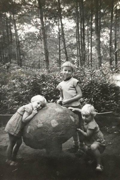 Bestand:Efteling-muzikale-paddenstoel-1959.jpg