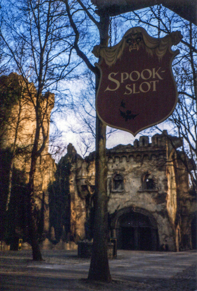 Bestand:Spookslotnegentig-06.jpg