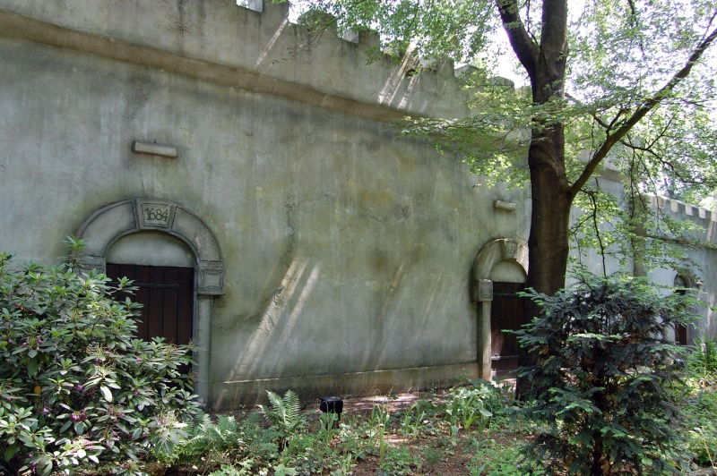 Bestand:Carrouselpaleismuur.jpg