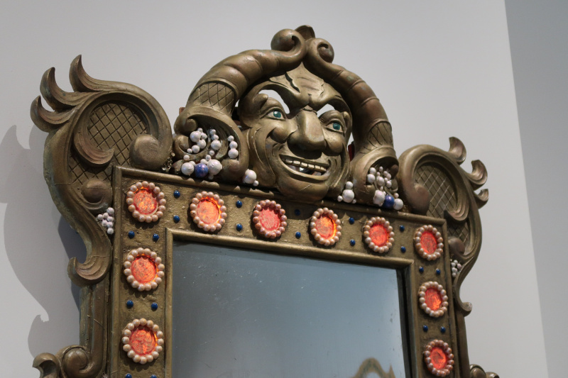 Bestand:Noordbrabants Museum Spiegel.jpg