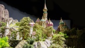 Detailopname tijdens bouw Diorama in Panorama Salon Symbolica - Persmateriaal Efteling