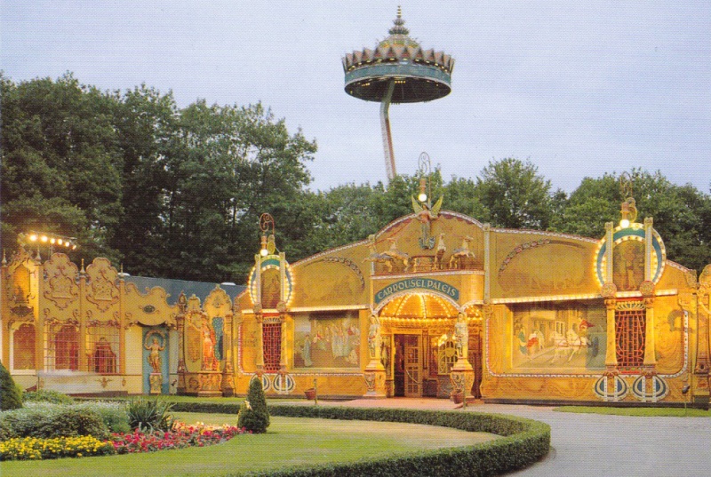 Bestand:Carrousel fotoboekje92gevel.jpg