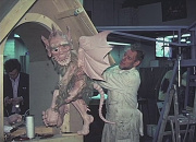 De <a href="/lemma/Betoverde_Kraai" class="mw-redirect" title="Betoverde Kraai">Betoverde Kraai</a> uit de hoofdshow van het <a href="/lemma/Spookslot" title="Spookslot">Spookslot</a> nadert compleetheid.